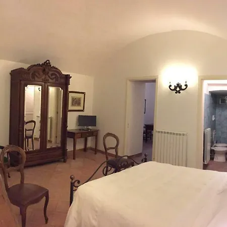 Dimora Principi Di Savoia ベッド・アンド・ブレックファスト *
